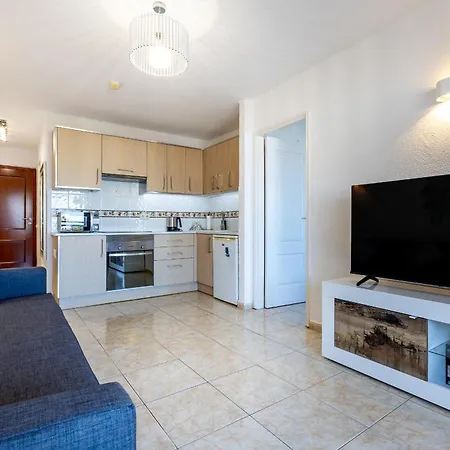 דירה Great Location J 1 Bedroom *
