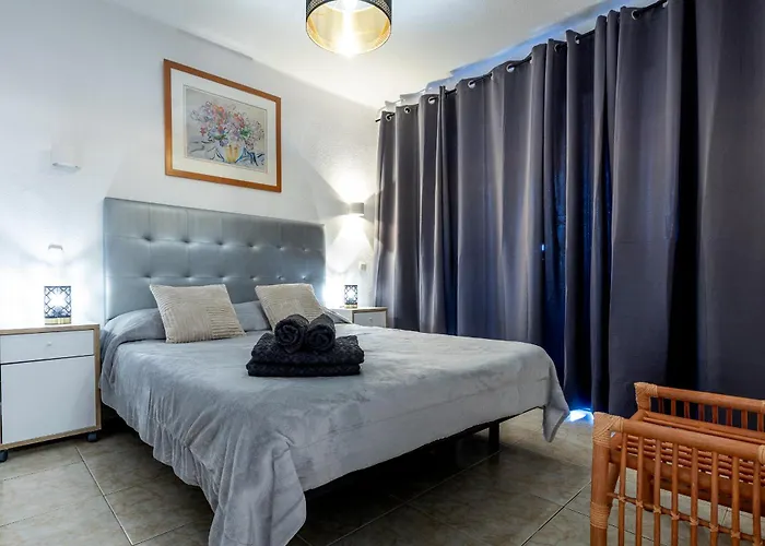 Great Location J 1 Bedroom Apartment *